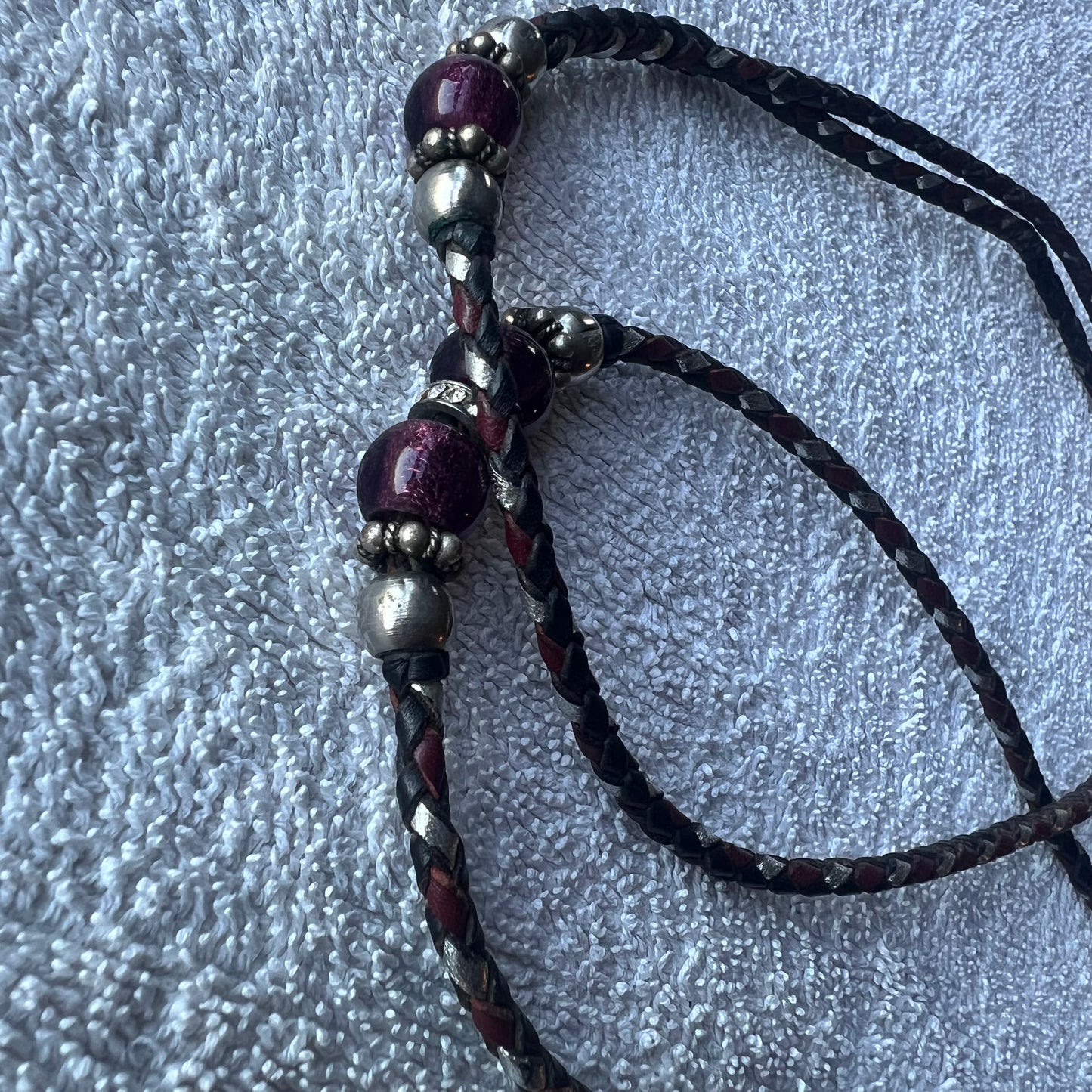 Handmade woven lead with beads