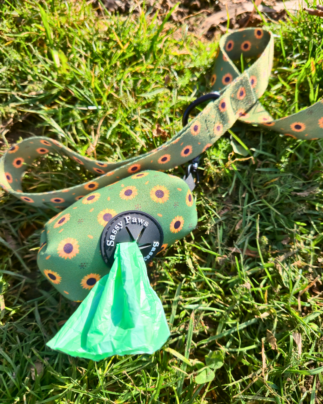 Pick Up Bag Holder - Sunflower Bloom