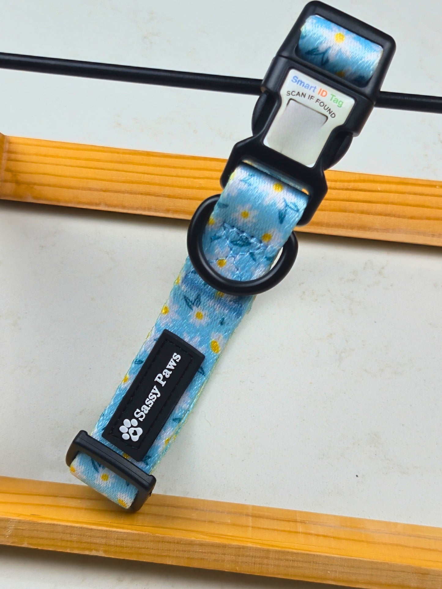 Dog Collar - Easy Scan QR ID - Daisy Meadow