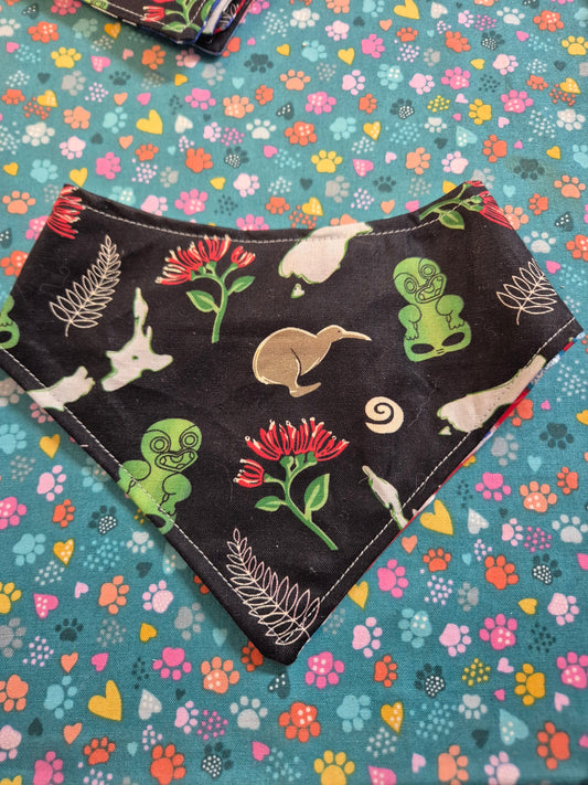 Kash's Closet - Dog Bandana - kiwiana